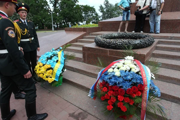 Odessa Ukraine Apr 2011 Wreath Colors Russian Flag Tricolor Eternal — Stock Photo, Image