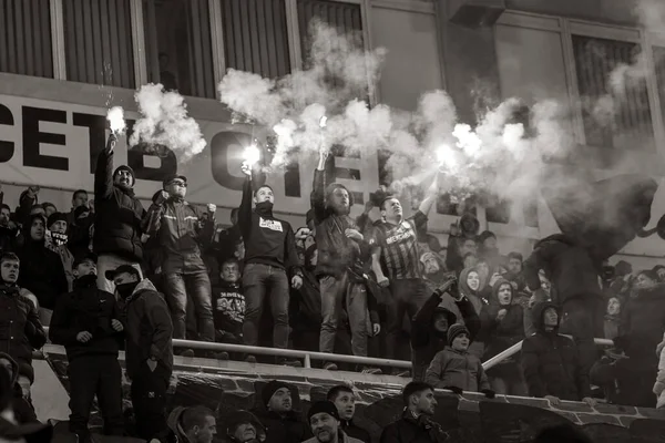 Odessa Ukraine Março 2019 Multidões Fãs Nas Arquibancadas Estádio Futebol — Fotografia de Stock