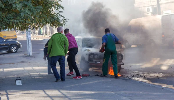 Odessa Ukraine Oct 2018 Burning Car Middle Highway Sudden Fire — Stock Photo, Image