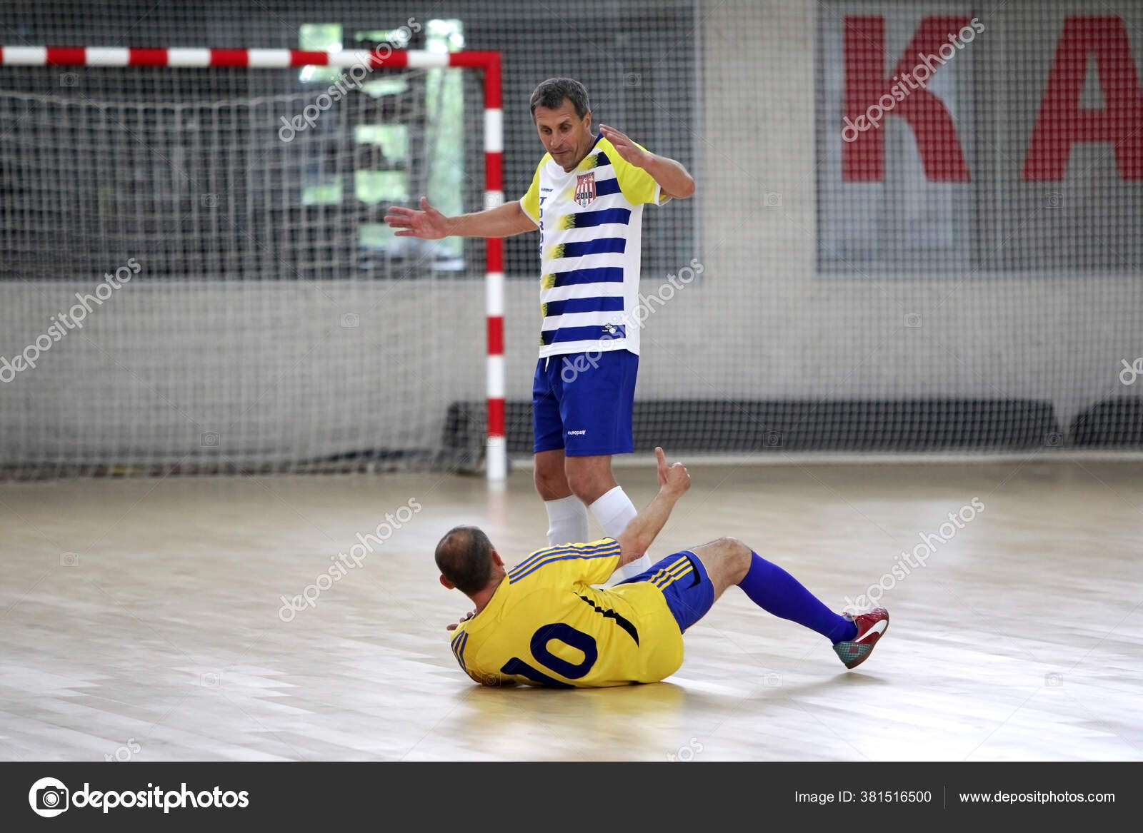 ᐈ Soccer Goal Pic Stock Photos Royalty Free Futsal Pictures Download On Depositphotos ᐈ Soccer Goal Pic Stock Photos Royalty Free Futsal Pictures Download On Depositphotos