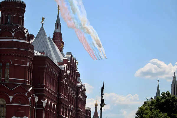 Moscú Rusia Junio 2020 Victory Parade Plaza Roja Espectáculo Aéreo — Foto de Stock