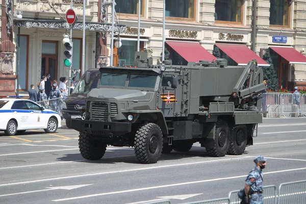 Moscow Russia June 2020 Victory Parade 伟大卫国战争的胜利日 庆祝战胜法西斯主义的胜利身着制服和携带军事装备的人参加游行 — 图库照片