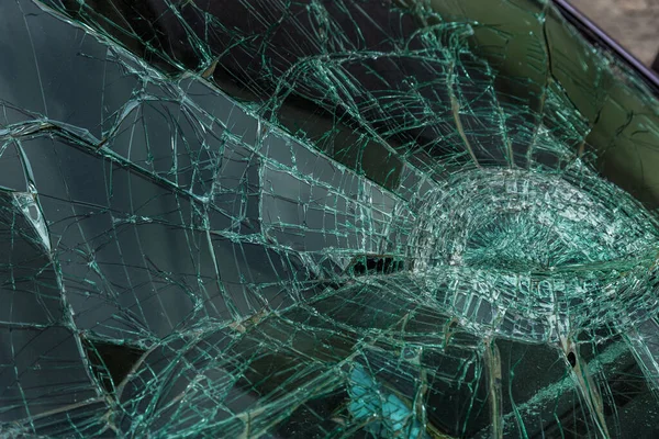 Arabanın Kırık Camına Seçici Odaklanma Imgesi Araba Kazası Kazadan Sonra — Stok fotoğraf
