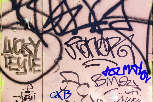 Cultura Urbana Icônica Moderna Tag Graffiti Letter Parede Decorada Com — Fotografia de Stock