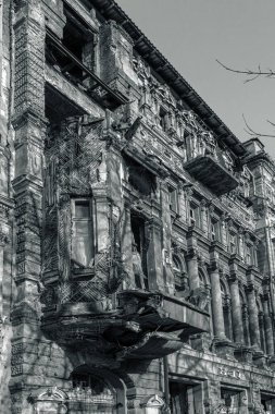 18. yüzyılın başlarından kalma tarihi bir evin mistik görünüşü. Ukrayna, Odessa