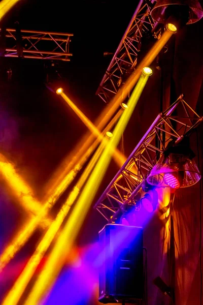 Luzes Palco Antecedentes Exposição Destaque Luz Escuro Interior Cena Teatro — Fotografia de Stock