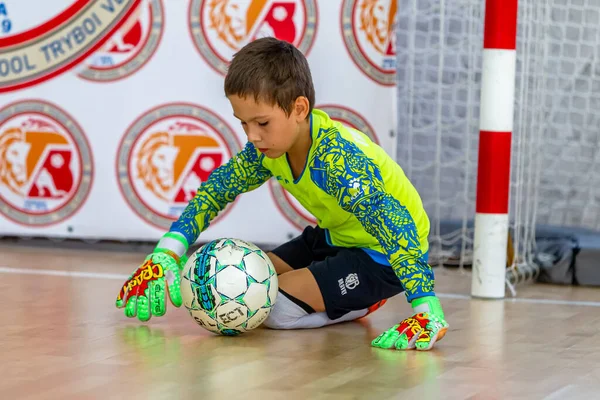 Odessa Ucrania Circa 2020 Los Niños Juegan Mini Fútbol Portero — Foto de Stock