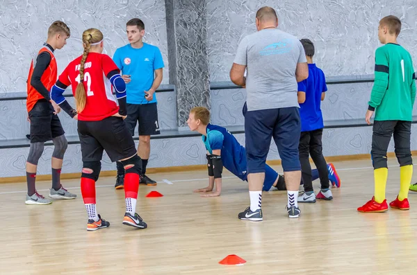 Odessa Ukraine Circa 2020 Copiii Joacă Mini Fotbal Portarul Futsal — Fotografie, imagine de stoc