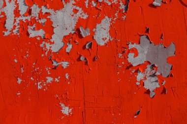 Eski, yıpranmış, beton bir duvardaki altın yağlı boyanın dokusu. Yaratıcı klasik tasarım için arka plan. Duvardaki kırık eski boya.