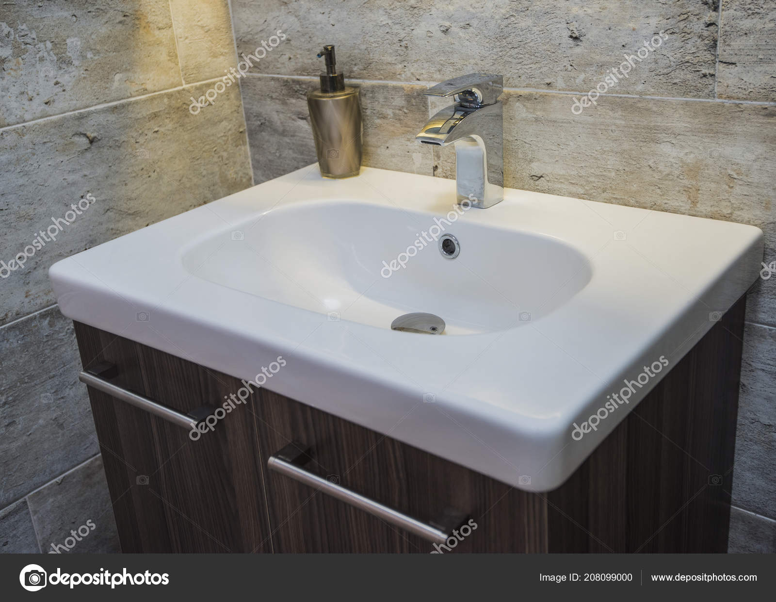 Interior Design Luxury Show Home Bathroom Pedestal Sink