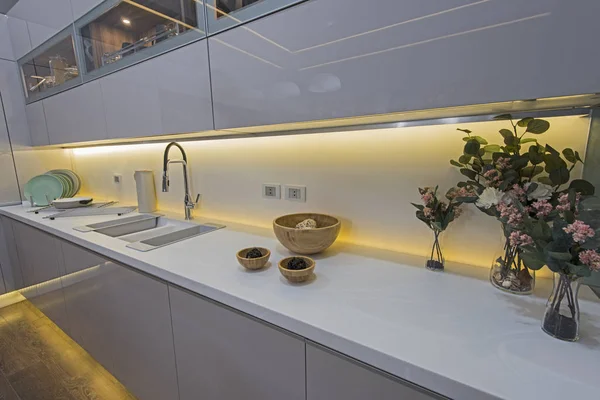 Arredamento Interni Che Mostra Cucina Moderna Armadi Appartamento Lusso Showroom — Foto Stock