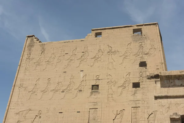 Hieroglyphen Schnitzereien Der Wand Eingang Zum Altägyptischen Horus Tempel Edfu — Stockfoto