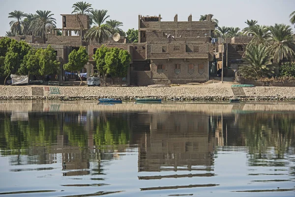 Vue Sur Large Fleuve Nil Egypte Edfu Travers Paysage Rural — Photo