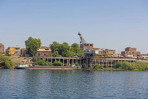 Kijk Grote Rivier Nijl Egypte Van Industrieel Water Voorste Gedeelte — Stockfoto