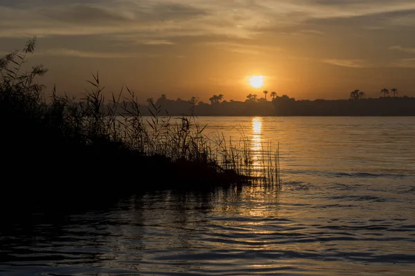 Grote Brede Rivier Nijl Egypte Door Platteland Landschap Met Prachtige — Stockfoto