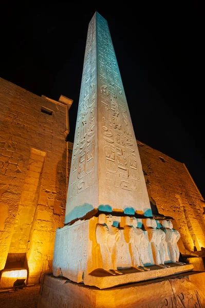 Large Obelisk Statues Entrance Pylon Ancient Egyptian Luxor Temple Lit — Stock Photo, Image