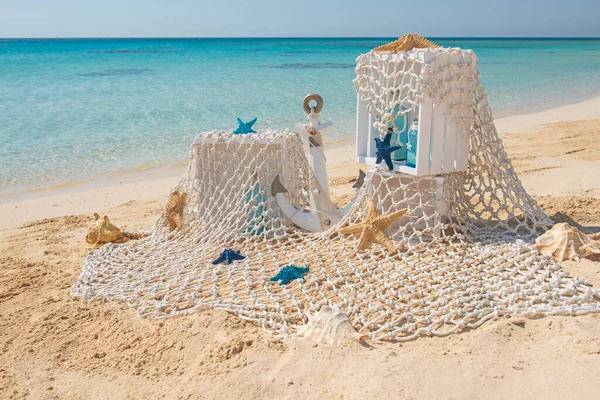 Primo Piano Nozze Decorazioni Romantiche Sull Isola Tropicale Spiaggia Sabbiosa — Foto Stock