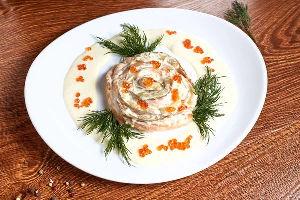 Lax Krämig Sås Med Röd Kaviar Och Dill Bordet Kvist — Stockfoto