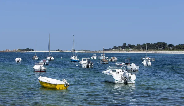 Boten Afgemeerd Hoogwater — Stockfoto