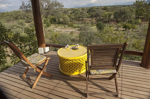 Chaises Table Dans Lodge Dans Parc Kruger — Photo