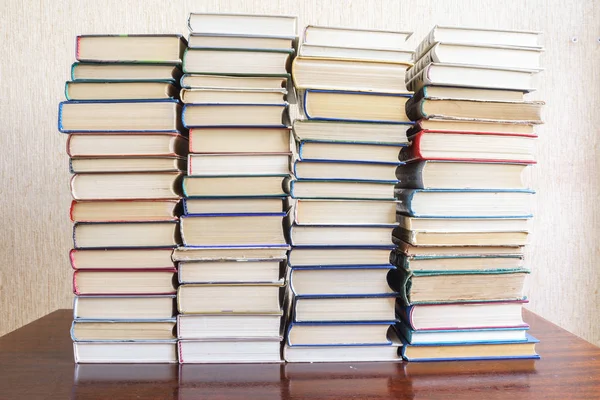 Stack of Used Old Books Background — Stock Photo, Image