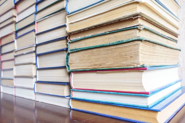 Stack of Used Old Books Background — Stock Photo, Image