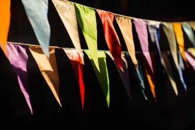 Doğum günü kutlaması için dekoratif parti flamalar