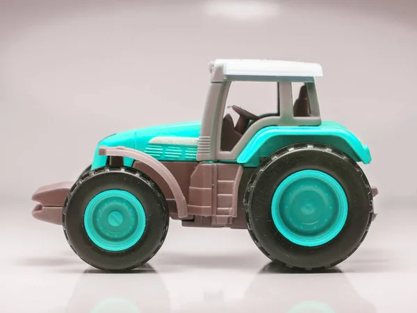 Tractor de juguete agrícola — Foto de Stock
