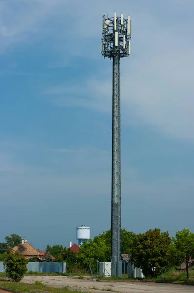 Передатчик Передачи Радио Телевизионного Вещания Интернет Gsm Сигнала — стоковое фото
