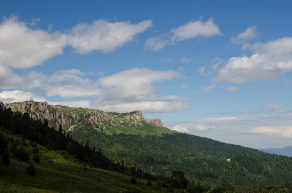 Kafkas Rezerv Görkemli Dağ Manzaraları — Stok fotoğraf