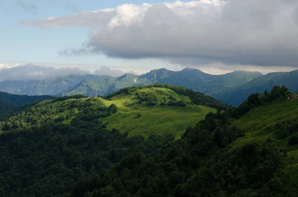 Majestätische Berglandschaften Des Kaukasischen Reservats — Stockfoto