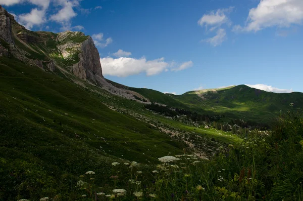 Majestueuze Berglandschappen Van Kaukasische Reserve — Stockfoto