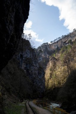 Güzel dağ manzarası. Guam gorge. Krasnodar bölgesi