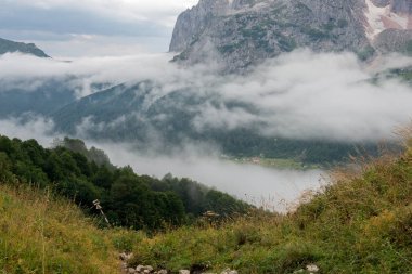 Kafkas rezerv görkemli dağ manzaraları