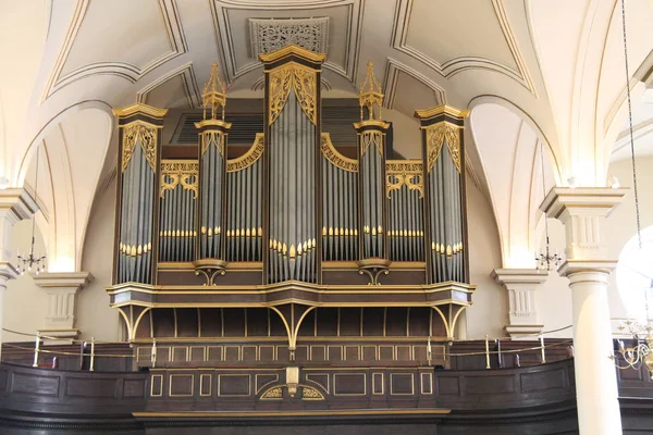 Tubos Grandes Impressionantes Órgão Igreja — Fotografia de Stock