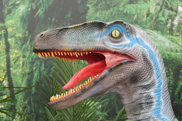 Der Grimmige Kopf Eines Großen Antiken Dinosauriers — Stockfoto