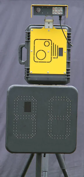 Μια Επίδειξη Του Εξοπλισμού Για Μια Κάμερα Ταχύτητας Της Αστυνομίας — Φωτογραφία Αρχείου