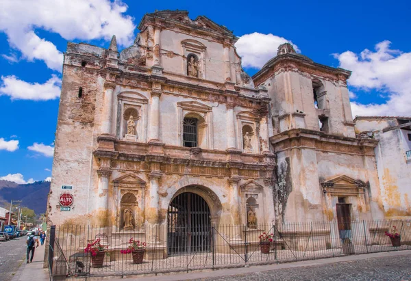 Ciudad de Guatemala, Guatemala, April, 2018: Cathedral de Santiago is a Roman Catholic church, was built around 1541, but was demolished by earthquake in 1669 — стоковое фото