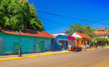 San Juan del Sur, Nikaragua - 11 Mayıs 2018: Juan del Sur, Nikaragua evlerin açık görünümü. Bu ana turist hedef ve sörf başkentidir