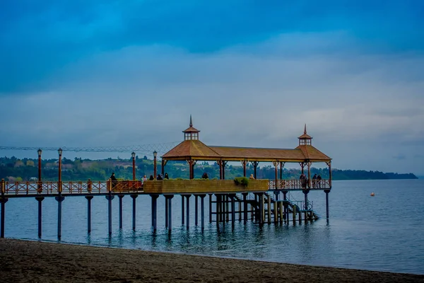 Beautiful view of pier at Llanquihue lake, Frutillar Bajo, Chile — Stock Photo, Image