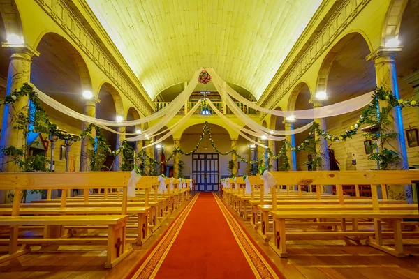 CHILOE, CHILE - 27 de septiembre de 2018: Vista interior de la iglesia de Nercon, reconocida como Patrimonio de la Humanidad por la Unesco —  Fotos de Stock
