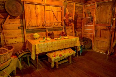 Eski yemek oda indise 1920'lerde, Chonchi, aileler tarafından bağışlanan nesneden dolu Chonchi müze kapalı görünümünü 1996 yılında açılan