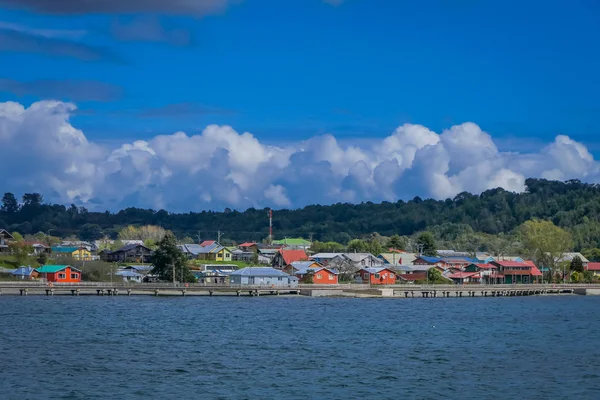 Belle vue extérieure sur les bâtiments de l'horizont de Chacao sur le continent chilien — Photo