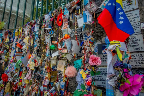 サンティアゴ、チリ - 2018 年 10 月 16 日: クローズ アップの詳細、写真、都市の壁内のメッセージの場合 Santigao — ストック写真