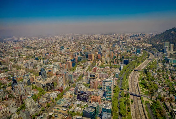 Pohled na krásnou krajinu Santiago Chile Costanera Center v Chile — Stock fotografie