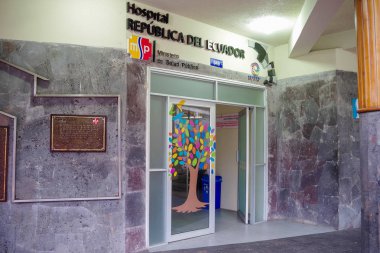 Baltra, Ekvator - 11 Kasım 2018: Kapalı, hostal Ekvador Cumhuriyeti Galapagos içinde enter, vie