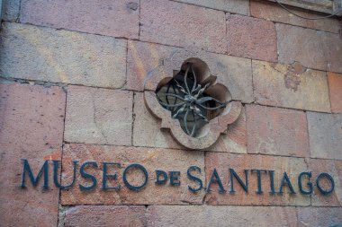 Santiago, Şili, 09 Ekim 2018: seçici odak şehirde bulunan Şili'nin Santiago Müzesi, kapat