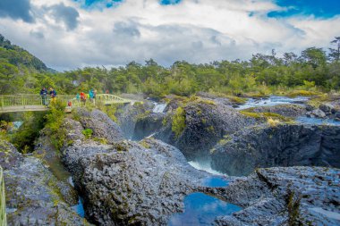 Puerto Varas, Şili, Eylül, 23, 2018: Saltos de Petrohue. Şili, volkanik eylem tarafından kurulan Güney şelaleler