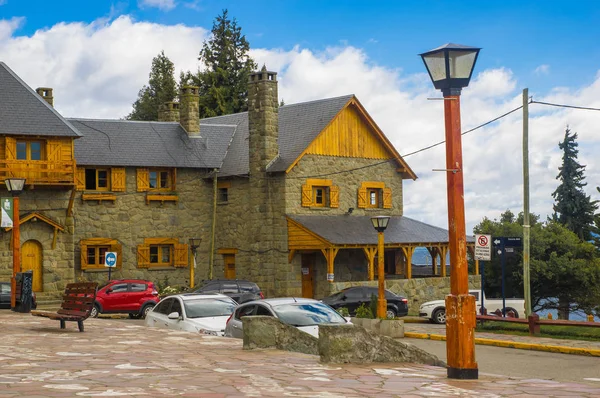 Centre civique, Centro Civico et place principale au centre-ville de Bariloche San Carlos de Bariloche, Argentine — Photo