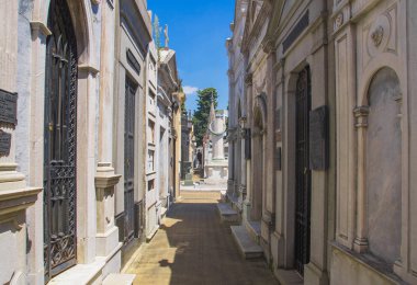 Recoleta mezarlığı, Arjantin en önemli ve ünlü mezarlığı.